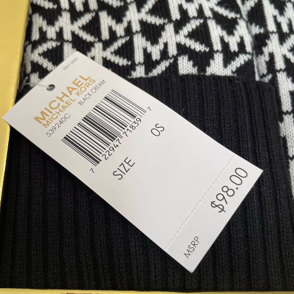 NWT Michael Kors Monogram Black and White 3-piece Boxed Winter Set - Picture 2 of 5